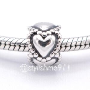 Authentic PANDORA Retired Everlasting Love Charm - 790448